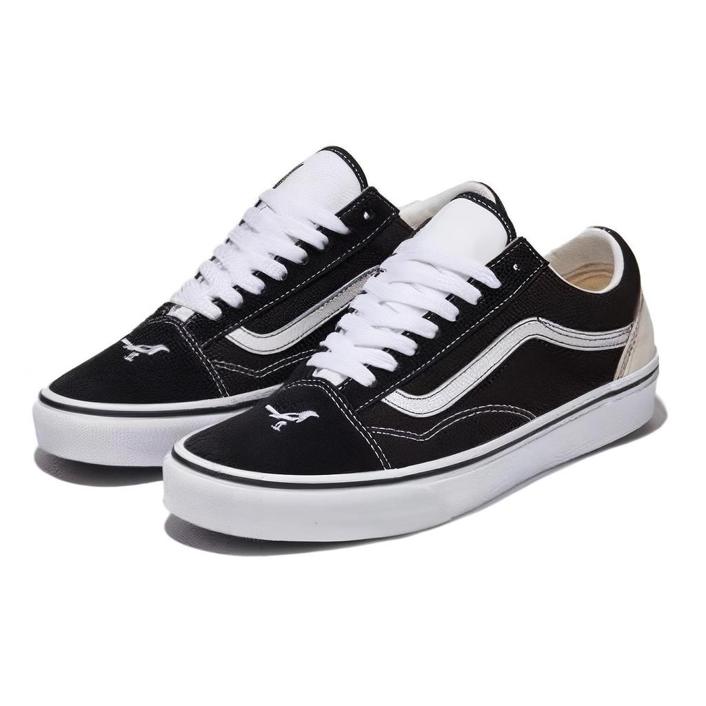 Vans Unisex Old Skool Magpie Bird Black White VN000CR5BPB1
