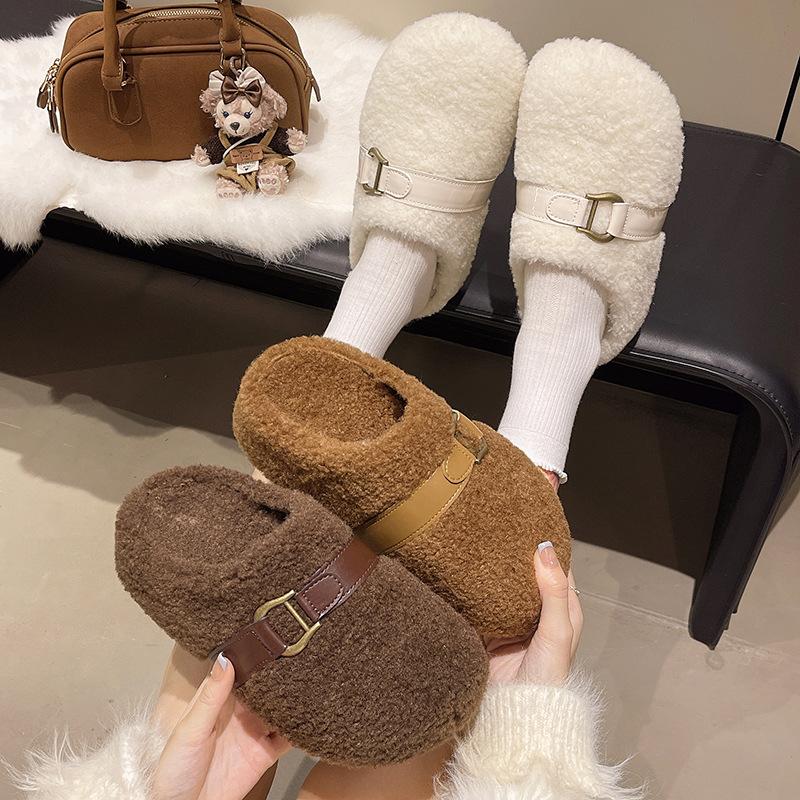 Internet celebrities popular white flat bottom fluffy slippers women's 2025 new autumn and winter outer wear heightened soft bottom cotton slippers
