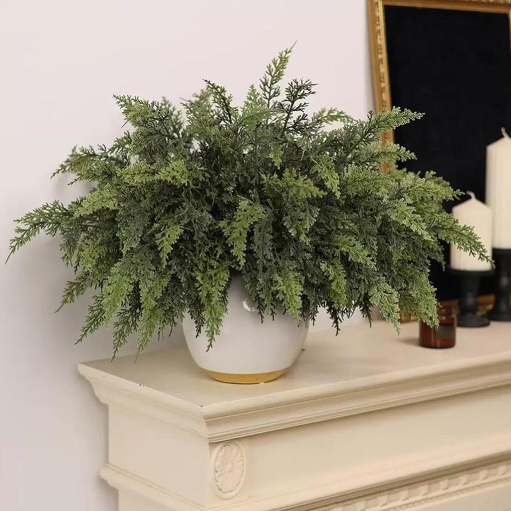 1pcs Christmas Greenery Stems Artificial Cedar Home Decor Artificial Christmas Greenery Pine Stems for Crafts Wreath Vase Filler