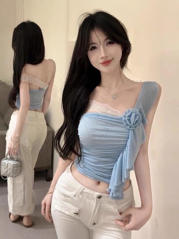 Off-Shoulder Lace Patchwork Vest: Flattering Slim-Fit Korean Style Top