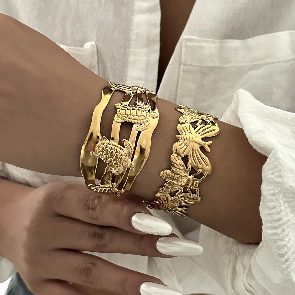 Stainless Steel Exaggerated Wide Cuff Bangle for Women Gold Color Flower Butterfly Leaves Sun Geometric Bracelet Party Jewelry