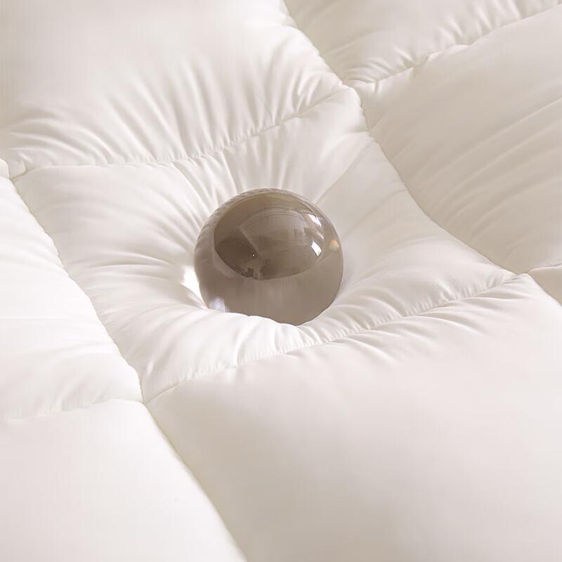 HLA All-Season 2-in-1 Soybean Fiber Comforter