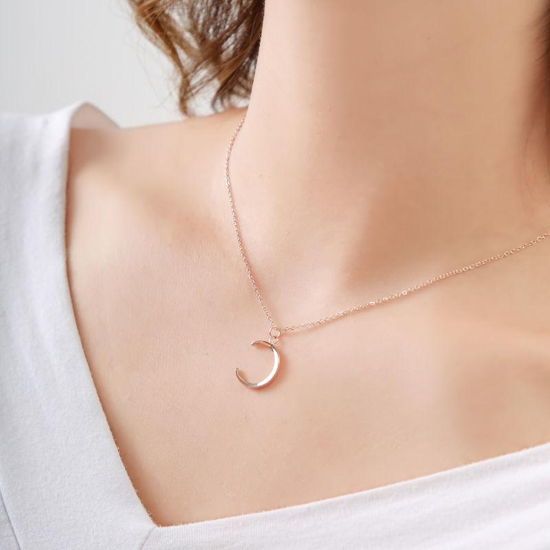 1PCS Simple Moon Collarbone Necklace