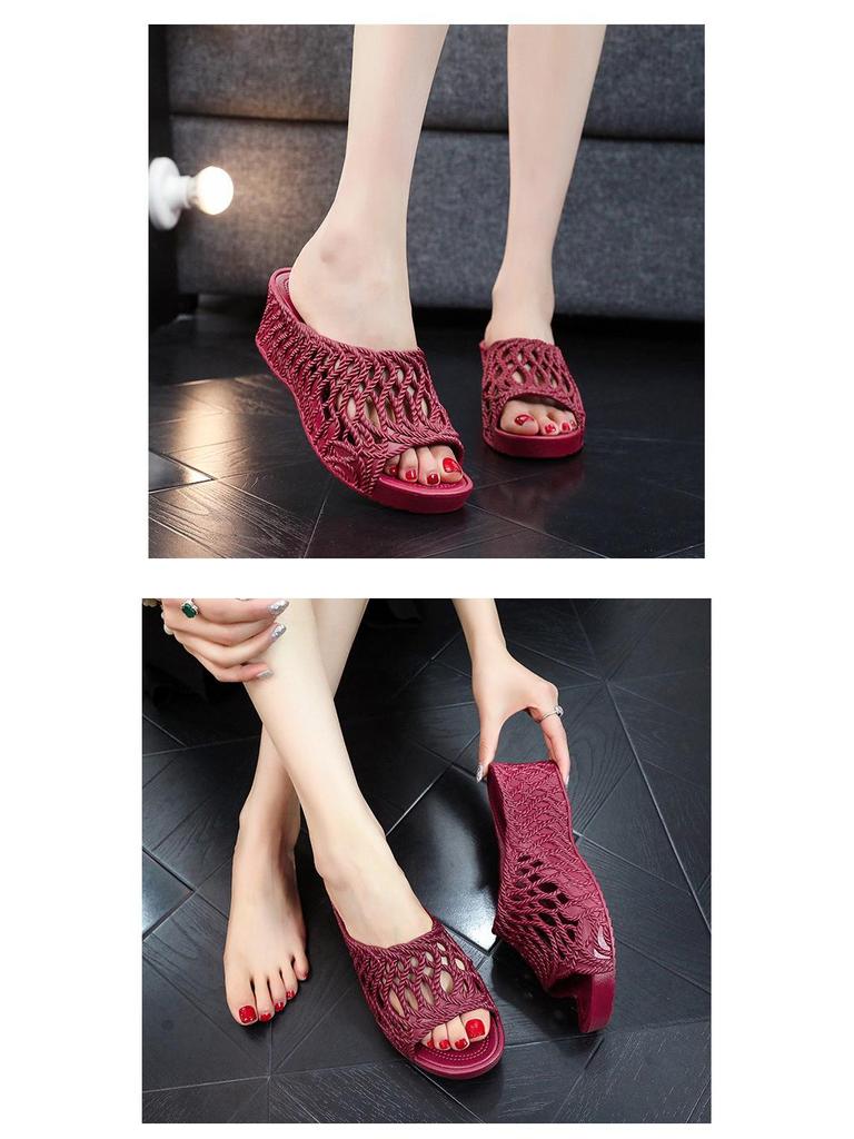 2025 Trendy Women's Thick-Soled Height-Boost Summer Sandals 