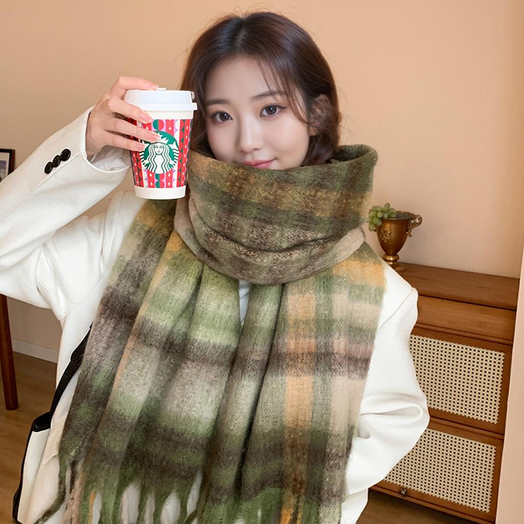 Women's Winter 2022 Korean Style Versatile Warm Scarf - High-End, Student-Friendly, Thick, Fashionable Neck Shawl for Cold Protection