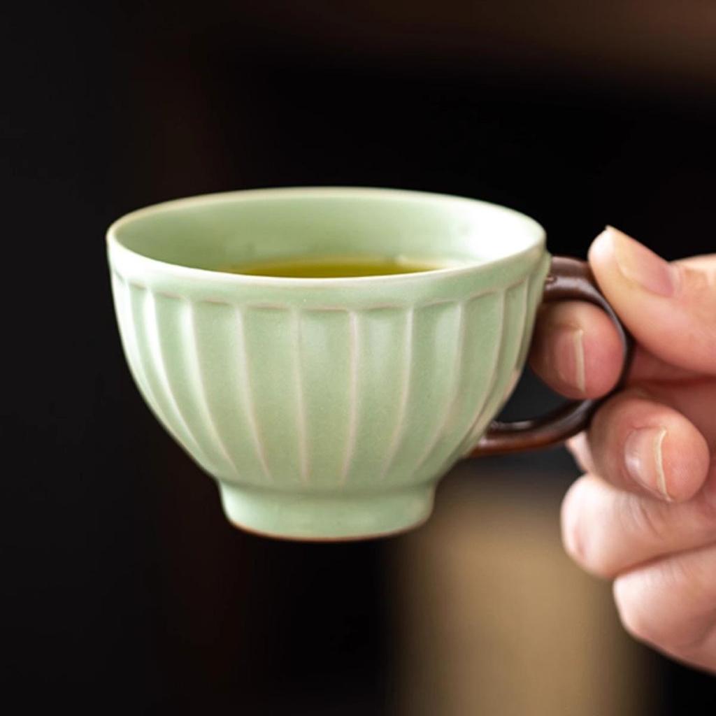 Ru Kiln Sky Five Colors Glazed Crackle Tea Cup with Handle - Master Tasting Cup in Gift Box.