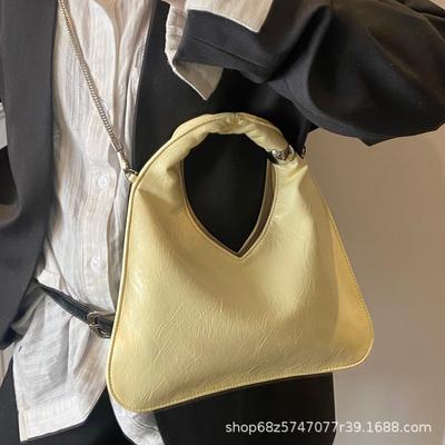 Niche Design Portable Small Bag Women's 2025 New Fashion Versatile Underarm Shoulder Bag Commuting Temperament Hand Bag