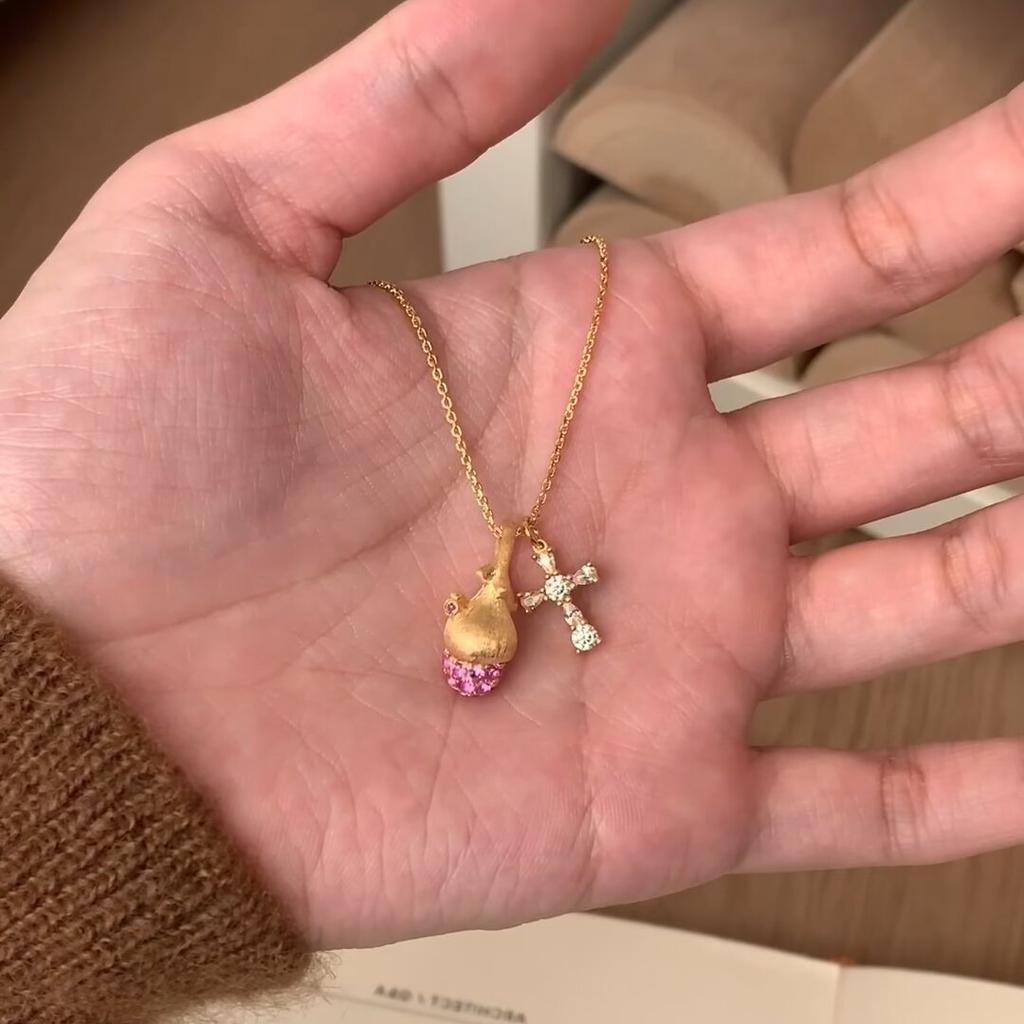 Design Sense Cross Pink Diamond Pine Cones Pendant Necklace Women'S Light Luxury Retro Elegant Fashion Versatile Neck Chain Sweater Chain