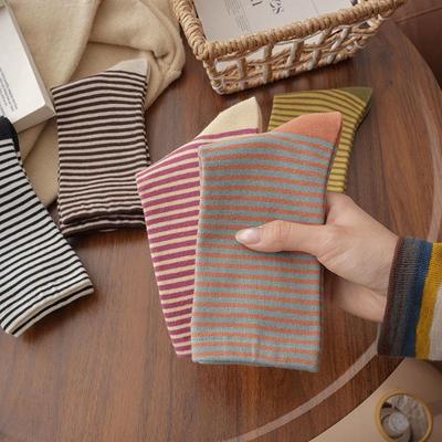 Calze, collant e calzetteria – Calzini