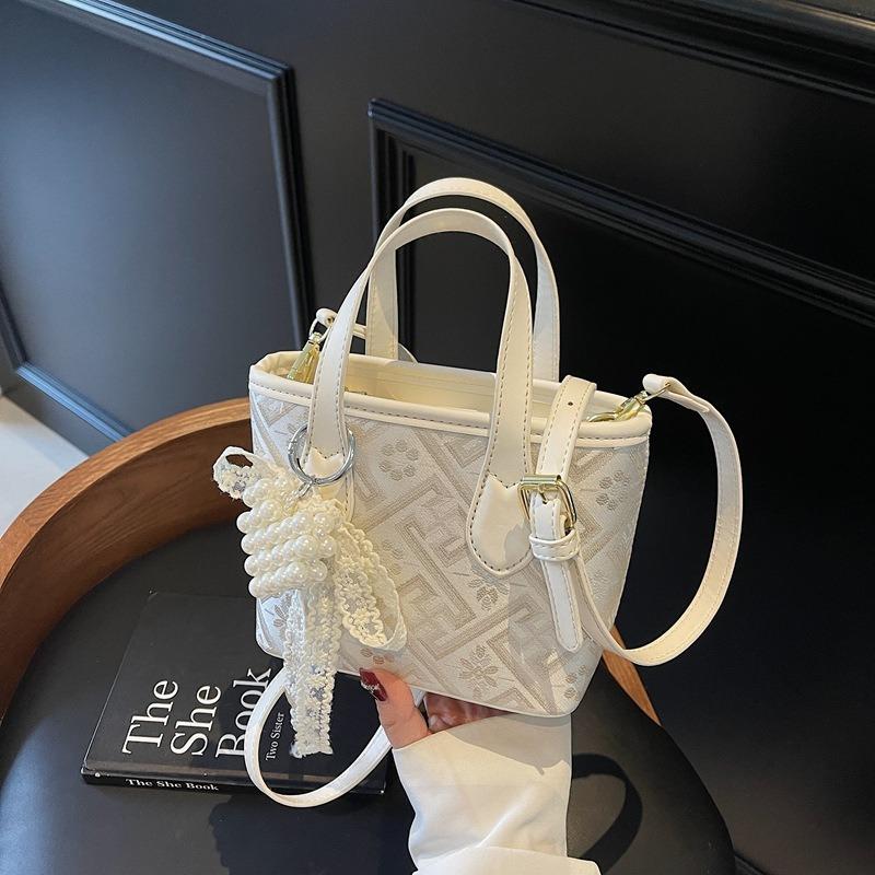 The New Wanji Pattern Bucket Bag Has a High Sense of Light Luxury and Versatile Shoulder Messenger Bag for Women