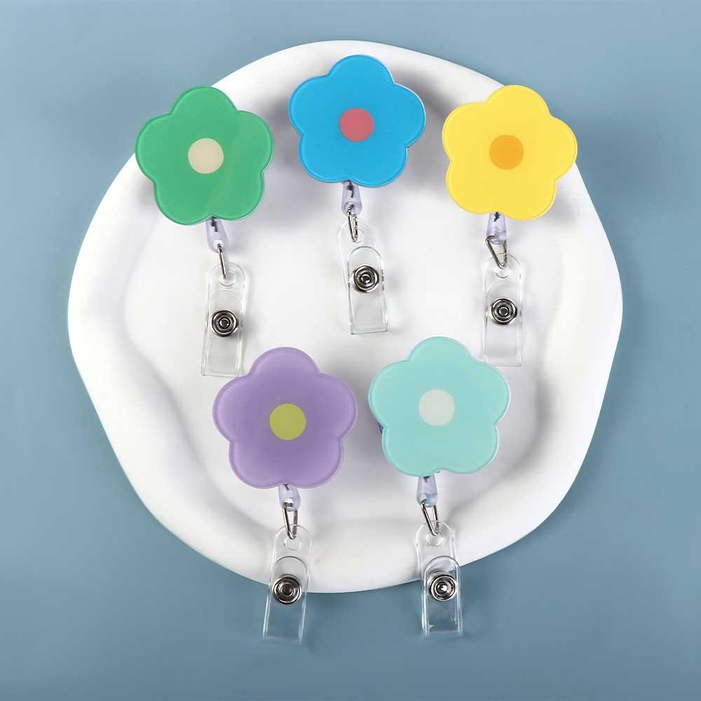 Name Tag Retractable Badge Holder Flower ID Card Holder Cartoon Easy Pull Buckle  Hospital Use