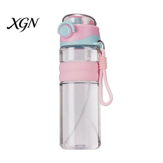 Heat Resistant Drinking Vessel Spray Sports Water Bottle, 750ml Dual-Use Mist And Drink Cup with Safety Reusable Plastic Lock, Leak-Proof Bottle