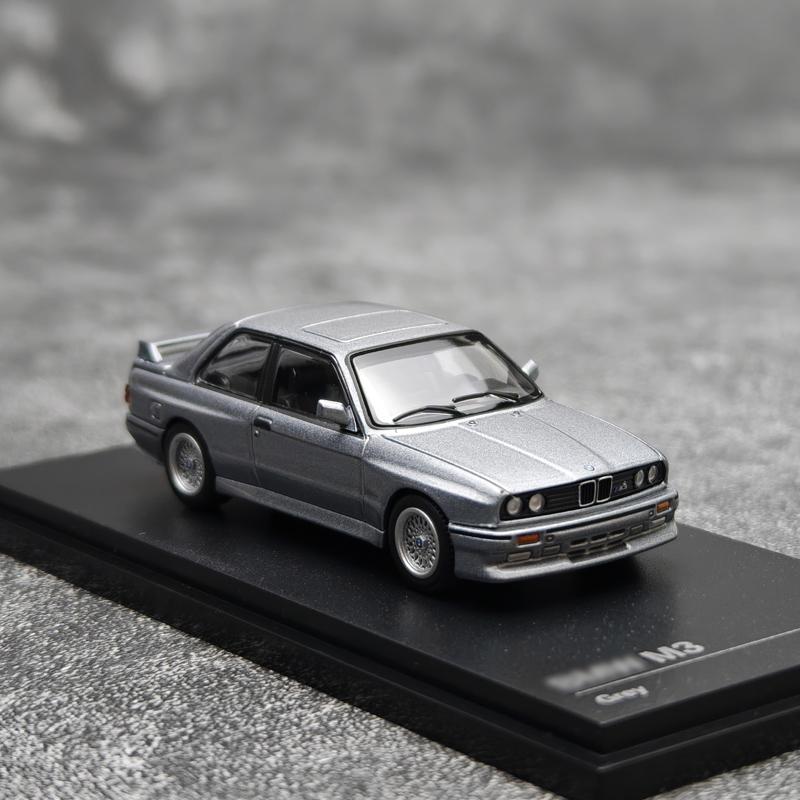 AR BOX Almost Real 1/64 scale M3 E30 car model Collect holiday gifts серебряный