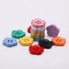 10 Stück Harzblumenknöpfe 18mm Farbe Kleidung DIY Dekorativer Knopf Pullover Vierloch Handgenähter Knopf Für Bekleidung Nähen