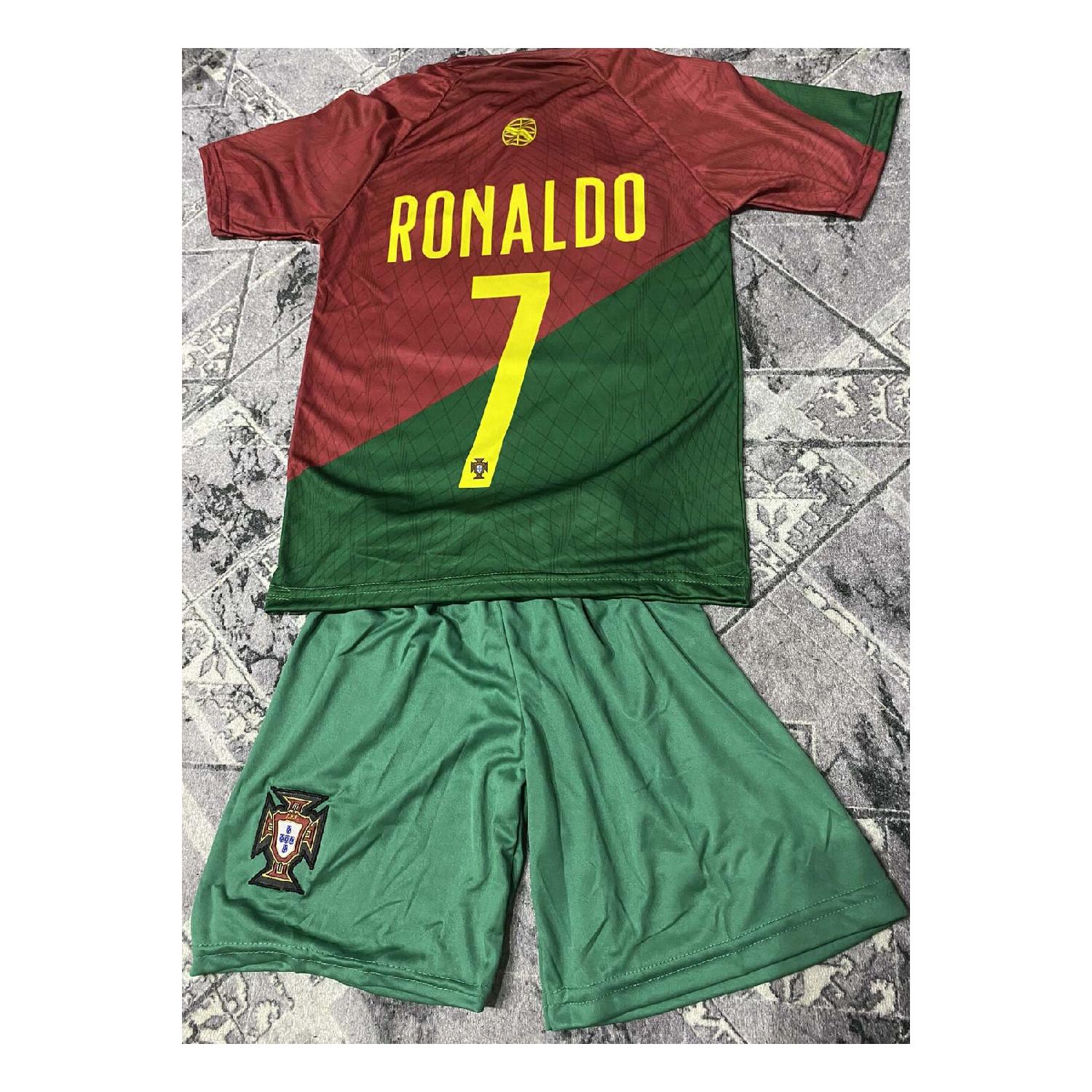 

Детская майка с шортами Cristiano Ronaldo 7 Portugal