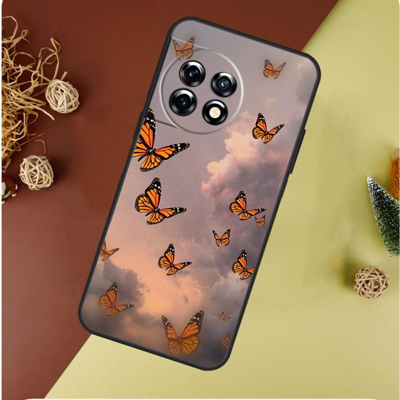 Butterfly Sky For OnePlus 13 12 11 12R 13R 9 10 Pro 8T 9RT 10T 10R Nord 4 CE 2 3 Lite N20 N30 Phone Case