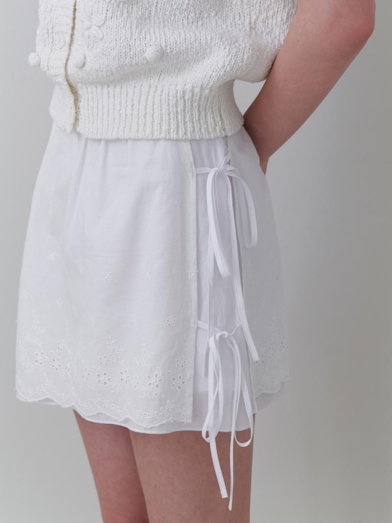 Liel April Mini Skirt (White)