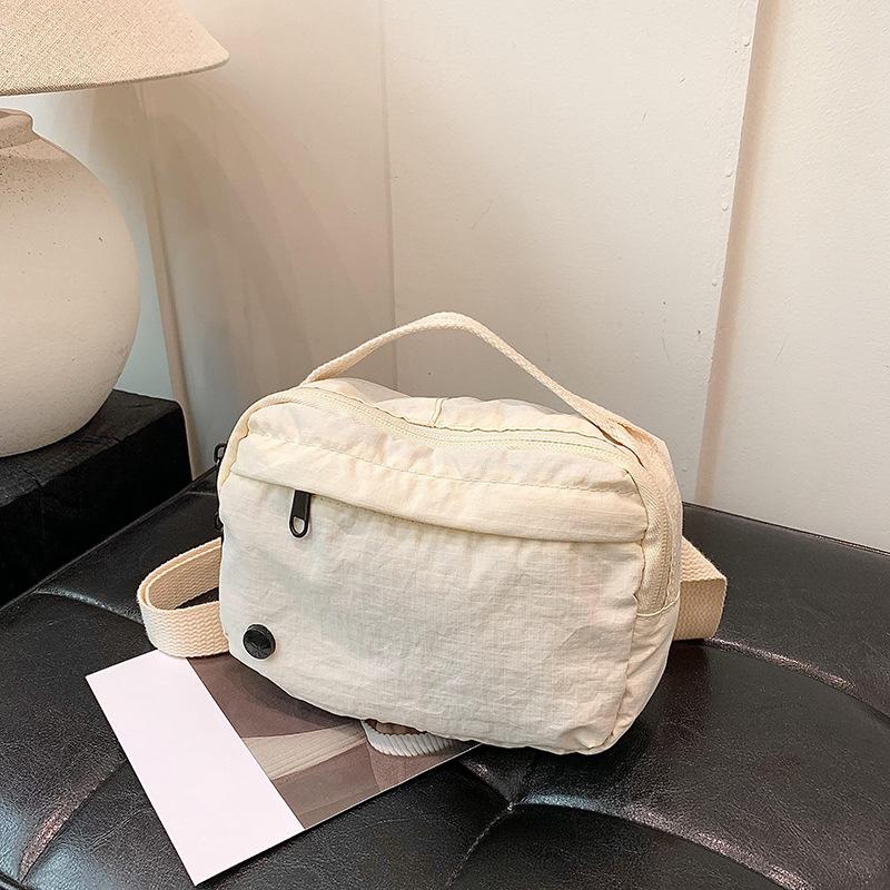 New Macaron Nylon Small Square Bag Waterproof and Lightweight Canvas Bag Bag Casual Fashion Shoulder Messenger Mobile Phone Bag