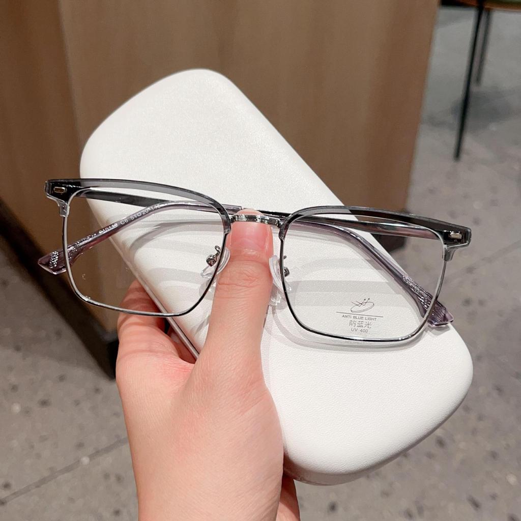 Men's Business and Leisure Retro Big Eyebrow Glasses Frame Can Be Equipped with Myopia Blue Glasses.