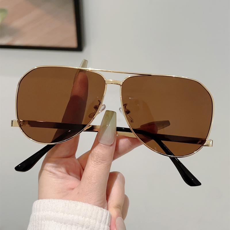 Oversized Pilot Sunglasses Women New Classic Fashion Double Bridge Sun Glasses Retro Brand Design Outdoor Anti-UV Shades
