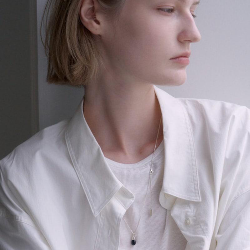 ovbeige [VEI] 925silver PETAL STONE NECKLACE_ONYX