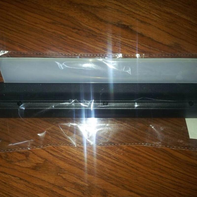 Auto Window Scraper Squeegee Featuring High Elasticity Silicone Blade Suitable For Quick Water Dust Removal On Vehicles