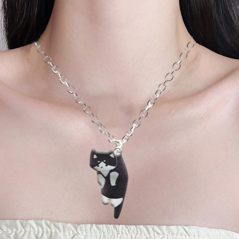 Chic Cat Pendant Clavicle Chain Ornament Vintage Necklace for Daily Wear Parties