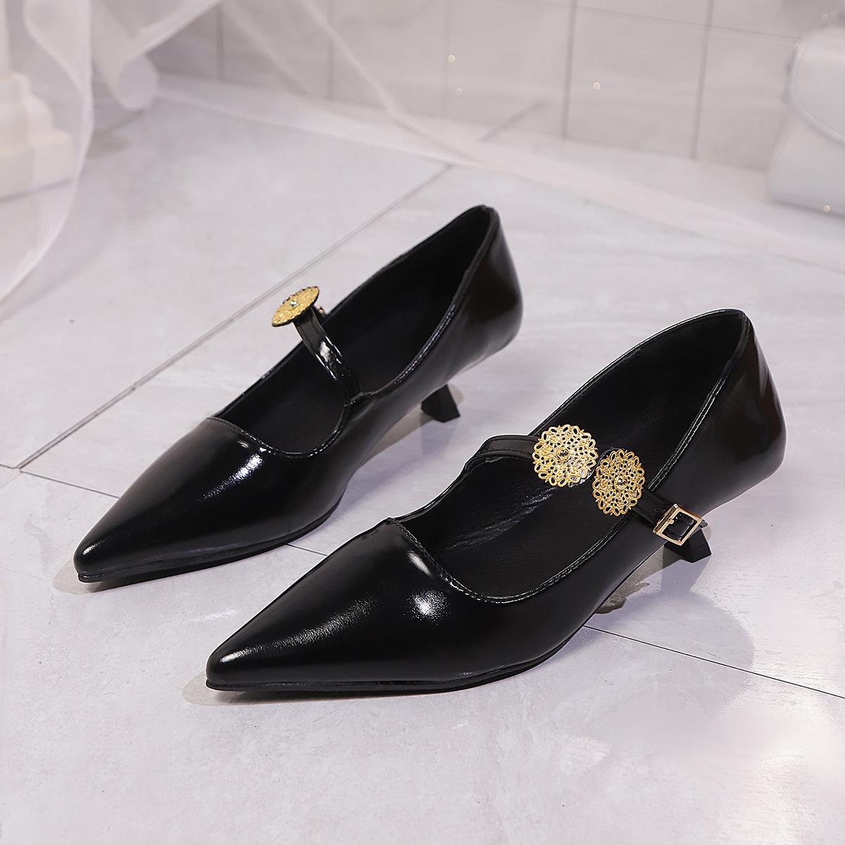 

French shallow single shoes women s stiletto 2025 new spring women s shoes pointed shoes stiletto high heels Mary Jane shoes women 35 чёрный