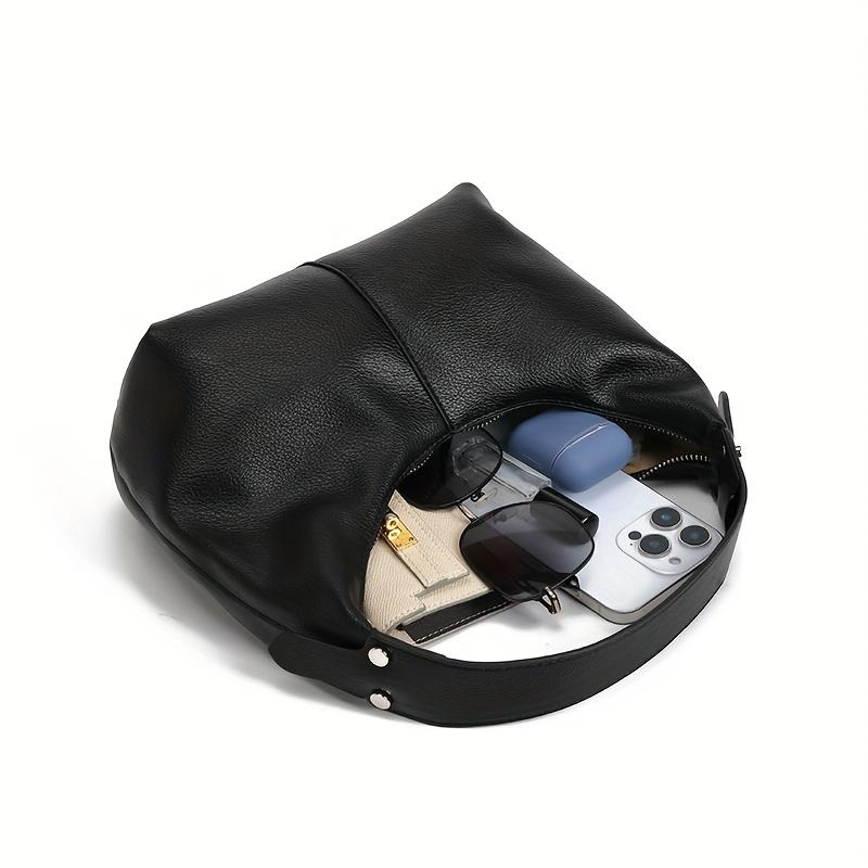 Lychee-patterned dumpling bag for women | Versatile handbag/shoulder bag, stylish commuter bag, perfect for everyday wear, minimalist design.