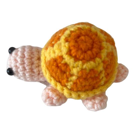 Crochet Turtle Handmade Mini Turtle Keychain Charm Cute Tortoise Doll Pendant Keyring Backpack Charm Gift for Girls Sister
