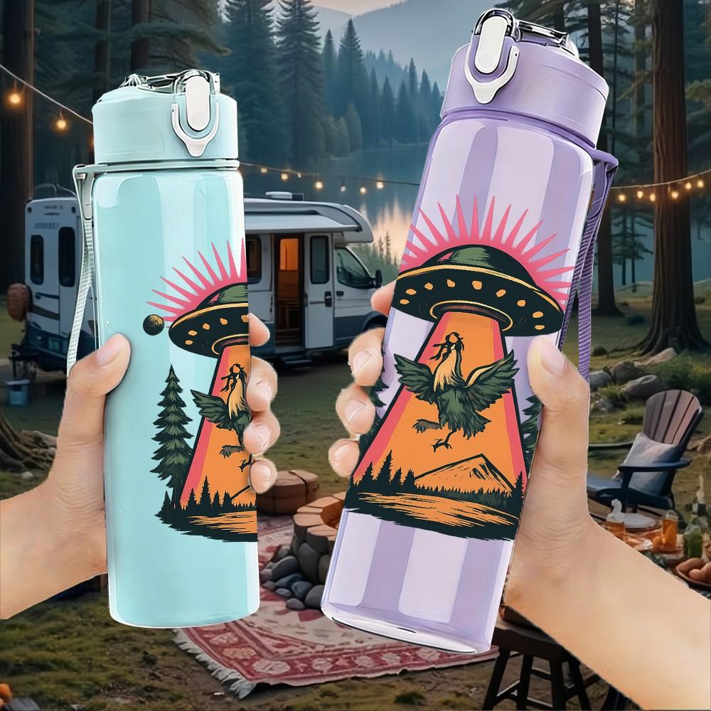 1PC UFO Mountain Retro Art 750ml Color Plastic Sports Water Bottle Leakproof Flip Straw Lid Suitable for Sports Office Home Use