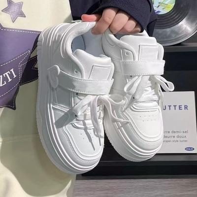 Girls Heart Thick Bottom Love Little White Shoes Women's New Ins Lightweight Breathable Student Versatile Skirt Board Shoes