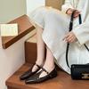 Retro pointed Mary Jane shoes women's 2025 autumn new niche T-buckle with small leather shoes versatile flat shoes