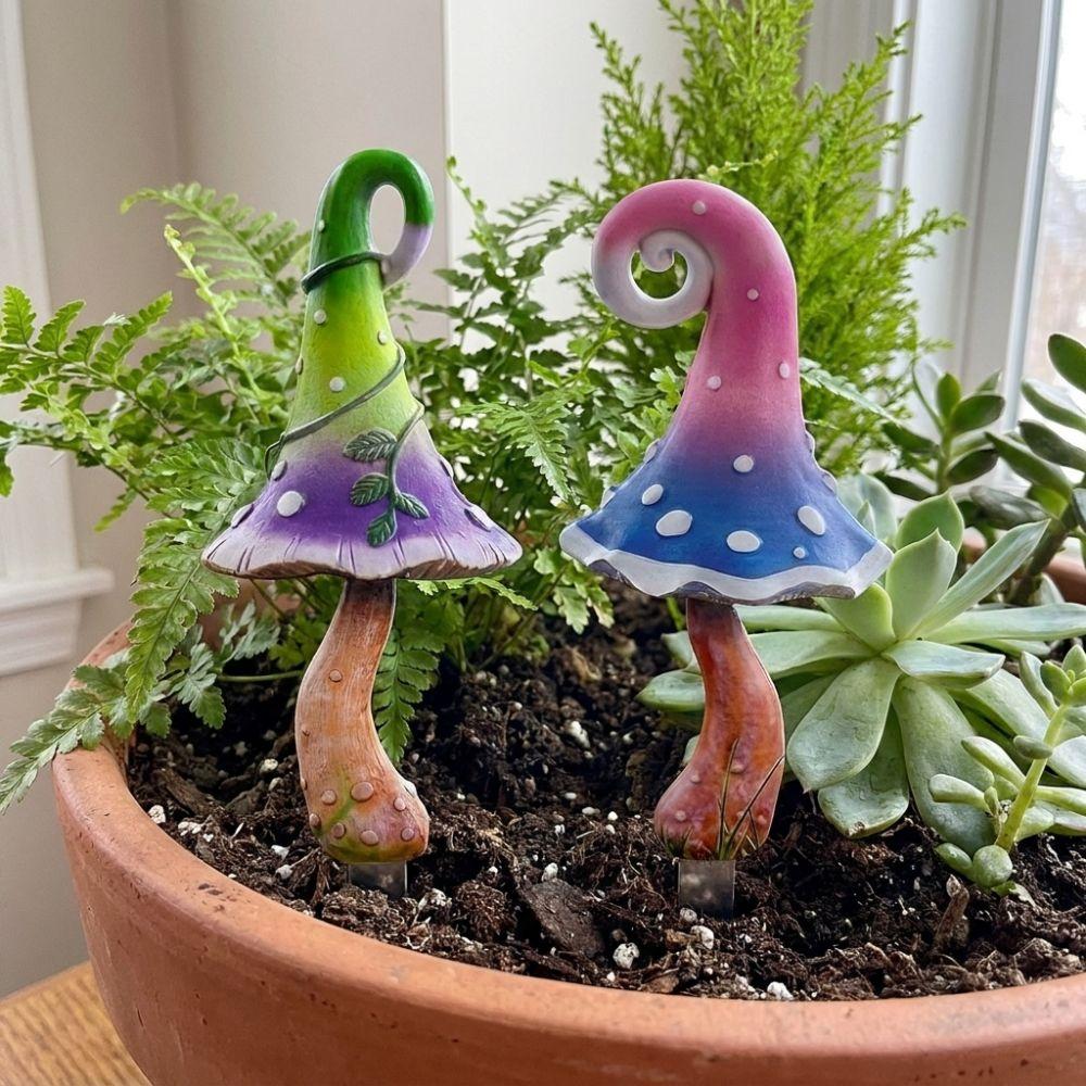 1 Pair Vintage Hand Painted Mushroom Potted Landscape Stake Outdoor Lawns