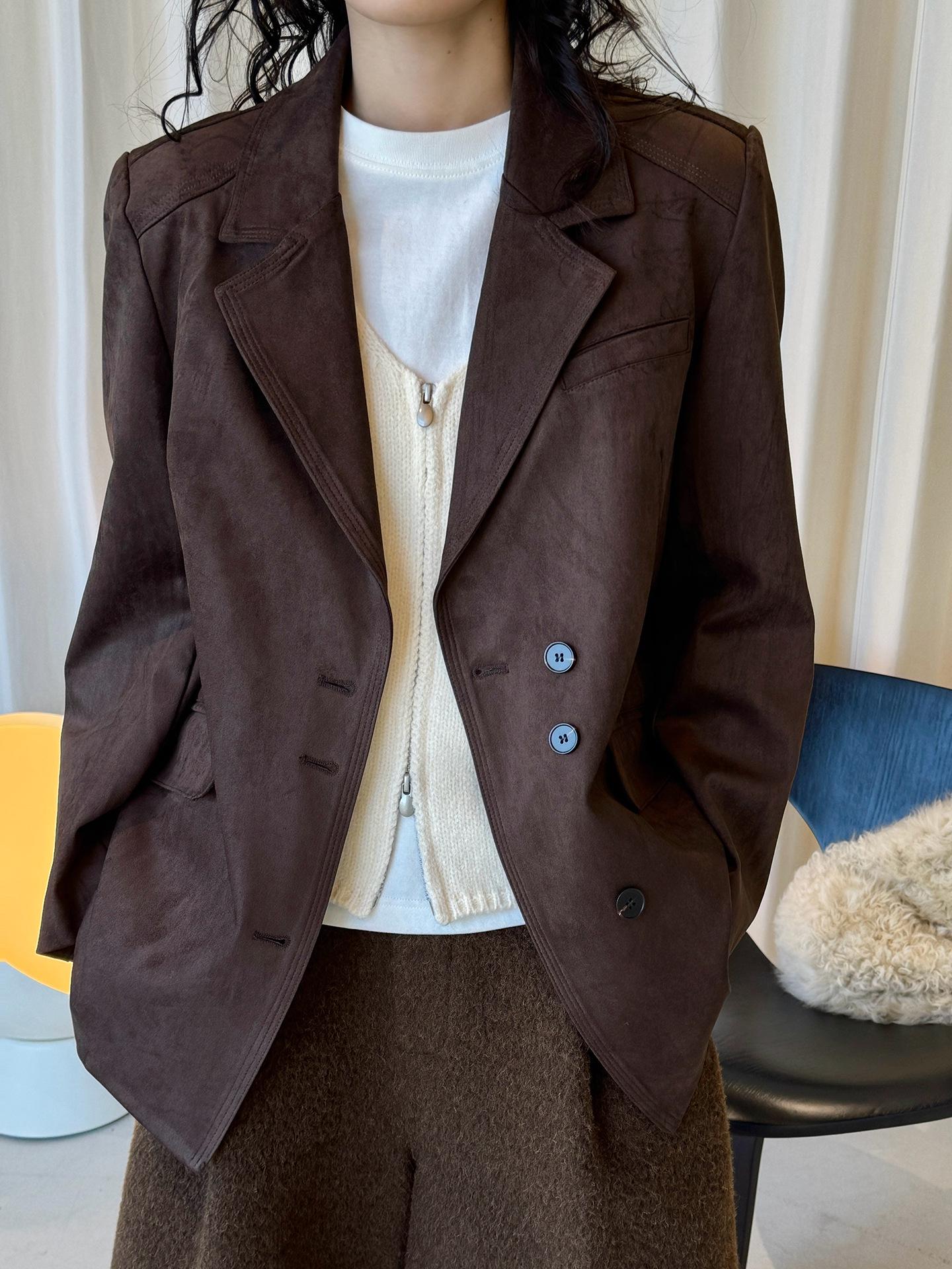 Louvre Spring Paris Retro Suede Jacket with Symmetrical Pockets for Women One Size темный кофе