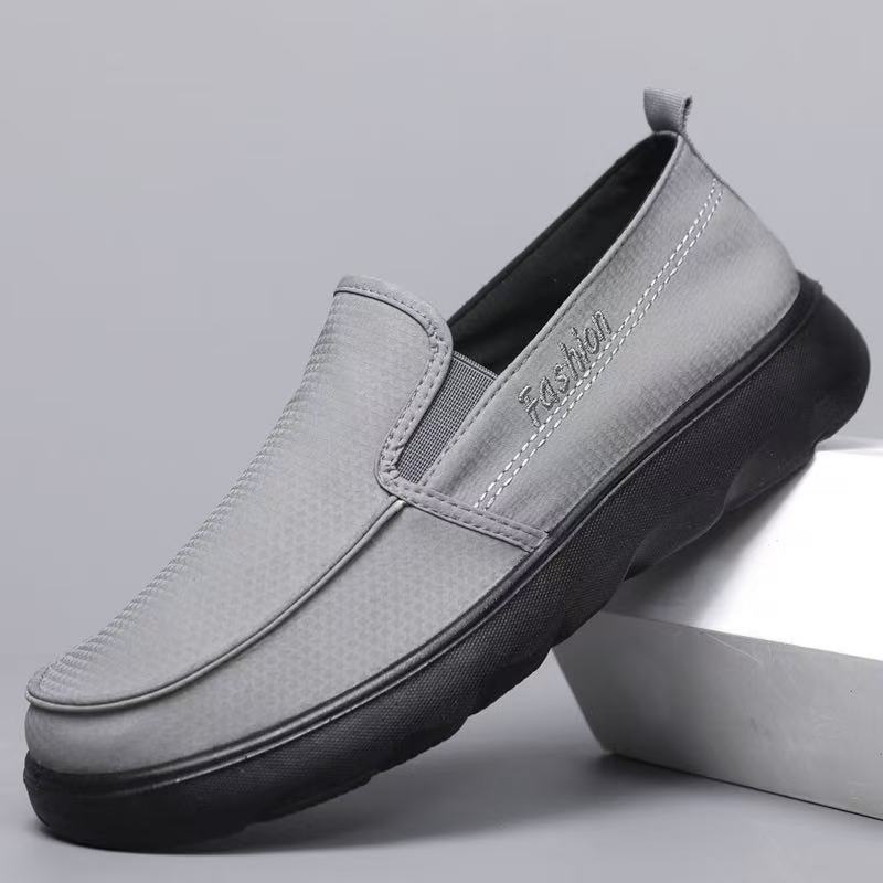 

Men s shoes spring and summer fashion trend foot casual shoes outdoor daily light and comfortable dad walking shoes 44