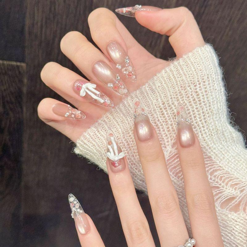 Handmade Wearable Nails with a High-End Feel, Cat-Eye Nail Art, Versatile and Luxurious, Travel-Friendly, Brightening Effect, Handmade Nail Art