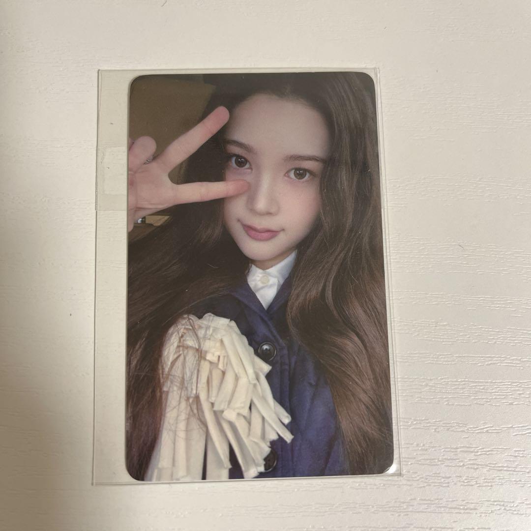 

[USED] Hearts2Hearts The Chase weverse bonus Eina