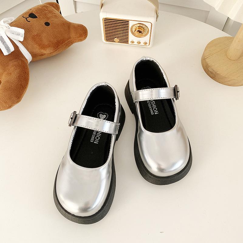 Spring and Autumn New Fashion Girls Versatile Comfortable Soft-soled Leather Shoes