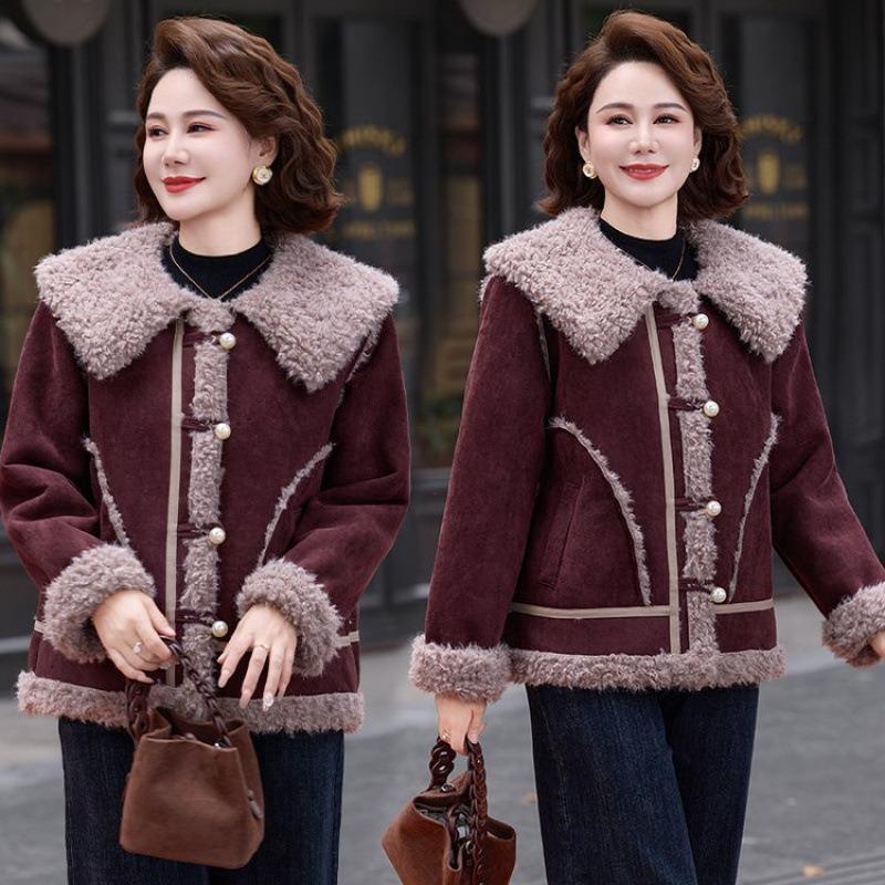 Mom Winter Clothing Fur Integrated Jacket Warm New Middle-aged Women's Clothing Fashion Thickened Thermal Top Women