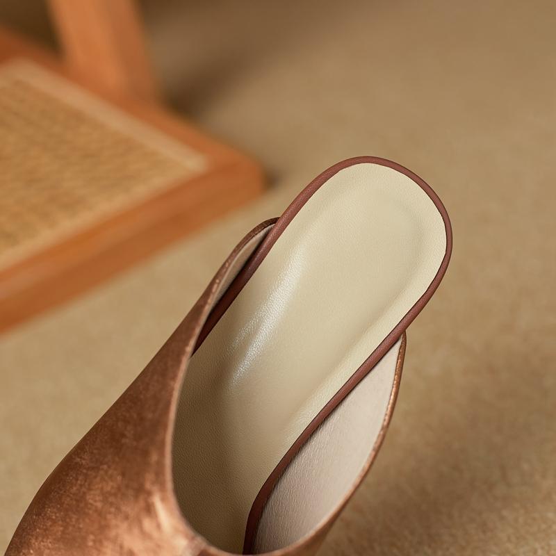 Fashion Women's New Spring and Summer Square Head Leather Retro Cow Leather Large Size Simple and Comfortable Baotou Muller Slippers