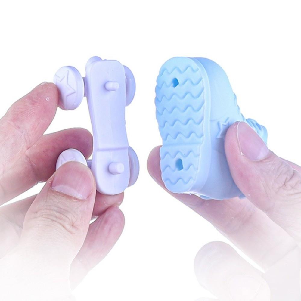 1 Pair Fits Foot Soles 4x3cm Doll Figure Roll Skates For Paula Doll/Salon Doll/Mia Doll