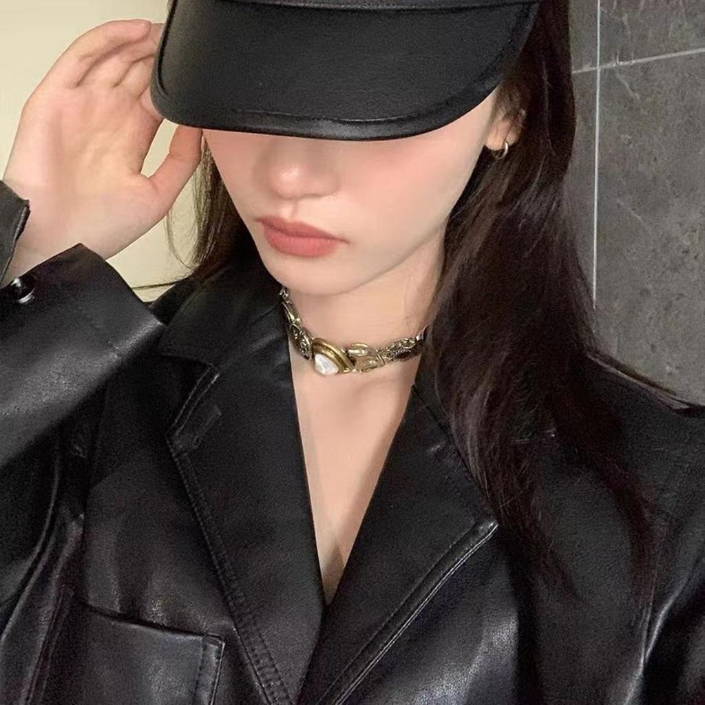 Vintage Brass Clavicle Chain Necklace for Women and Girls Punk Retro Style Brown Stone Pendant Neckchain Accessory