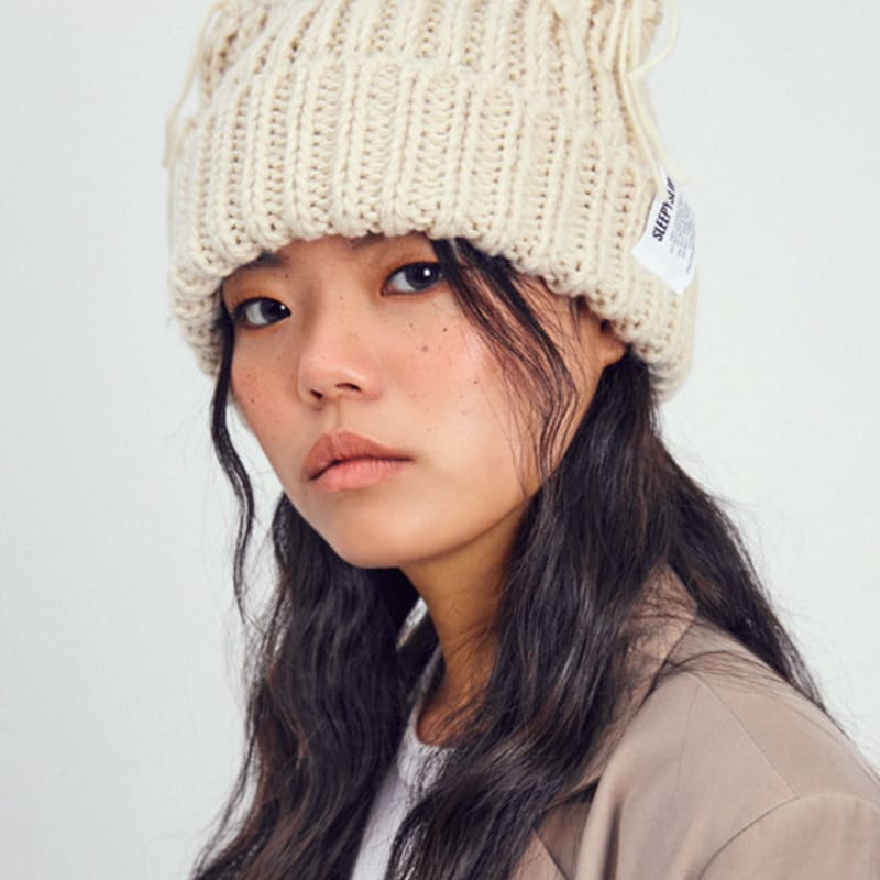 

SLEEPYSLIP BREAD BEIGE BEANIE free