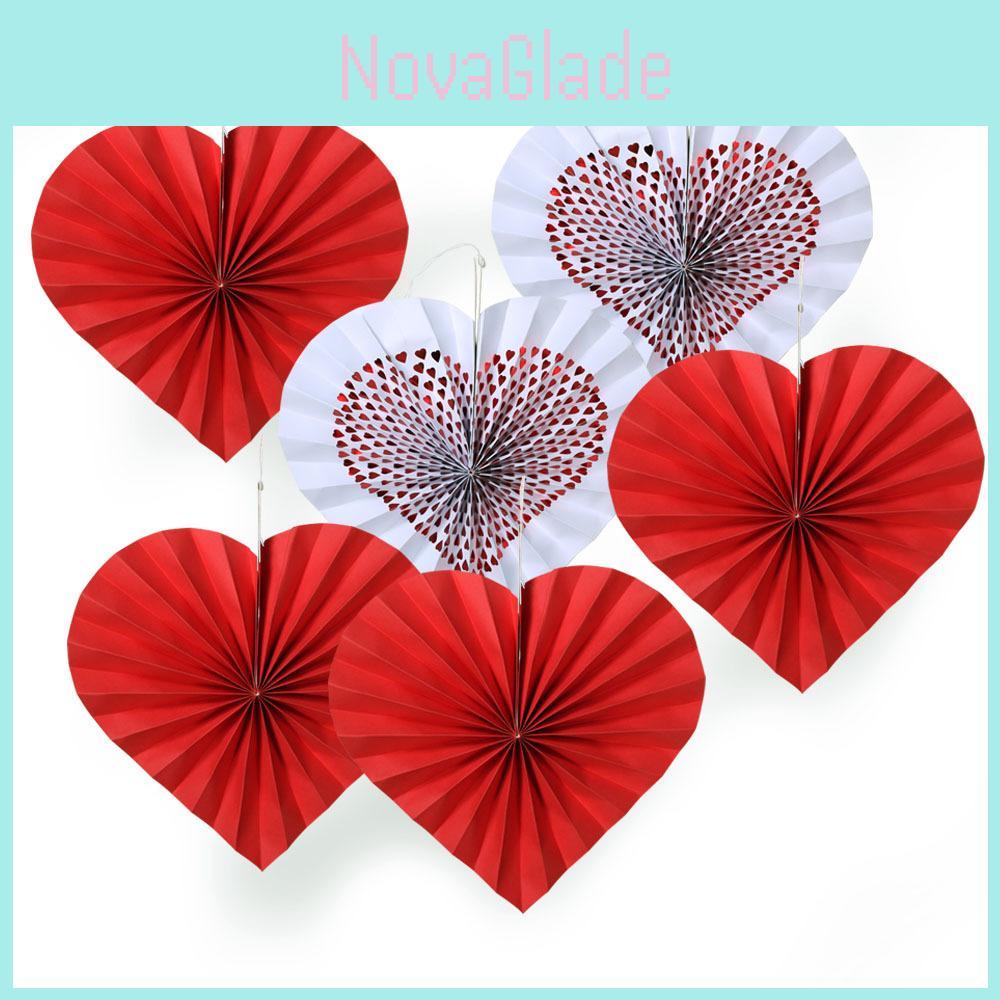 Romantic Red Heart Shaped Paper Fan Flowers Wedding Decoration For Valentine's Day