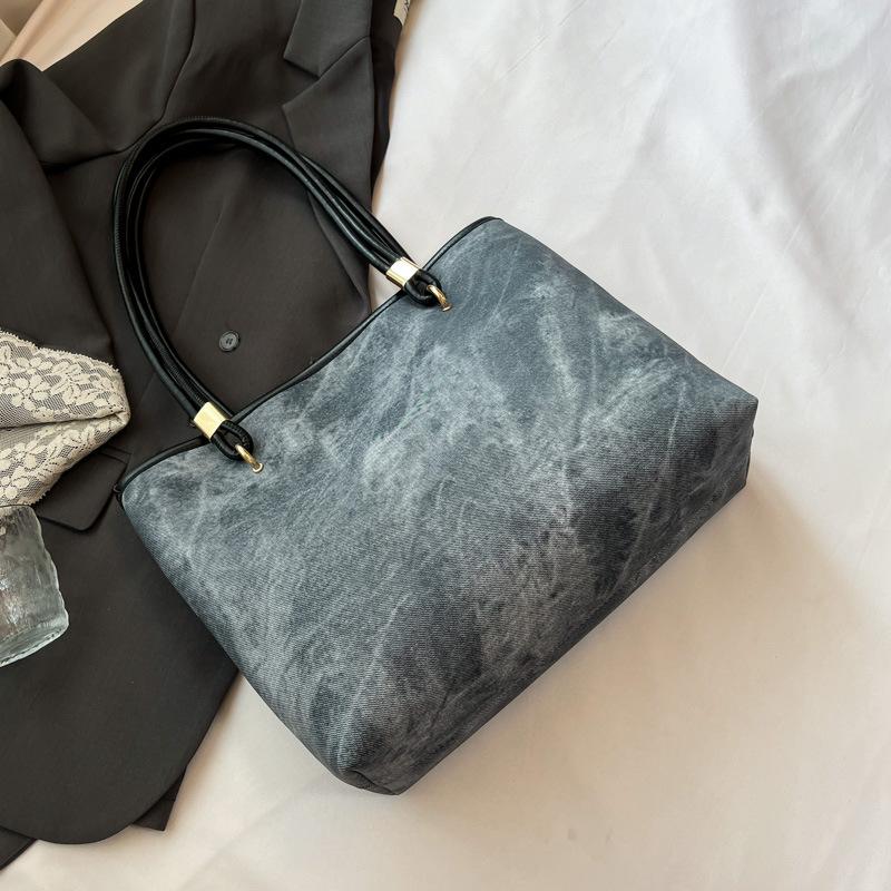 Women's Bag Autumn New Large-capacity Student Class Commuter Bag Portable Tote Bag Underarm Shoulder Bag