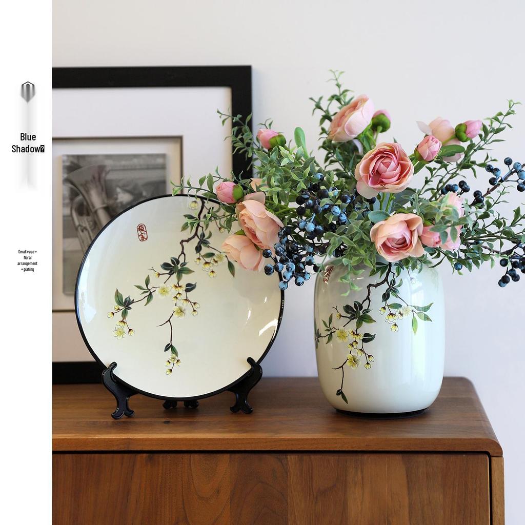 Round Chinese Ceramic Vase: Floral Art for Living Room & Hallway Decor, Ideal for Hydroponics & Silk Flowers