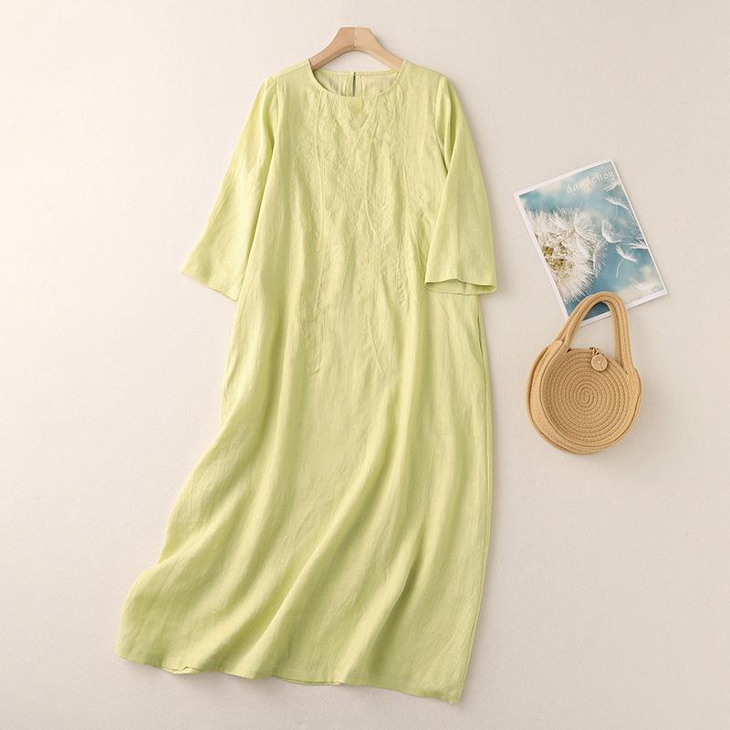 

2026 Summer Artistic Dress: Textured Pleats, Embroidery & 3D Flowers, Casual Loose Pullover Style XXL світло-жовтого кольору