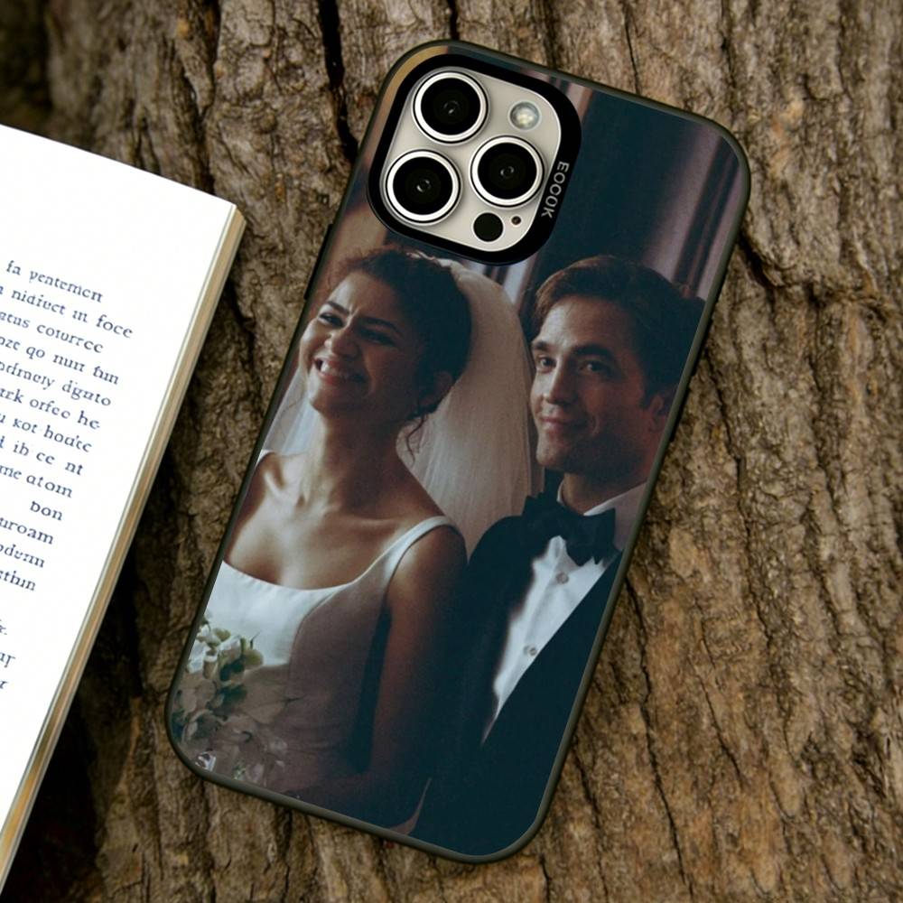

Robert Pattinson Phone Case For iPhone 17,16,15,14,13,12,11 Plus,Pro Max,XS,Colored Silver Plated Inside Cover iPhone12ProMax
