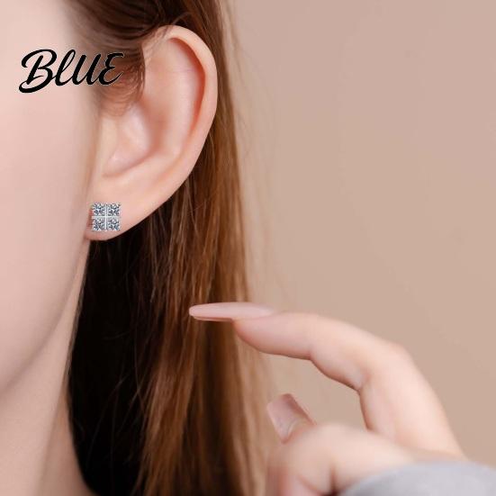 Ear Studs 1 Pair Stud Earrings Four-Leaf Clover Design Micro-Setting